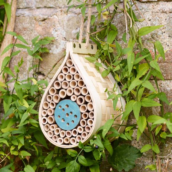 StephieAnn bee hotel Father's Day ideas