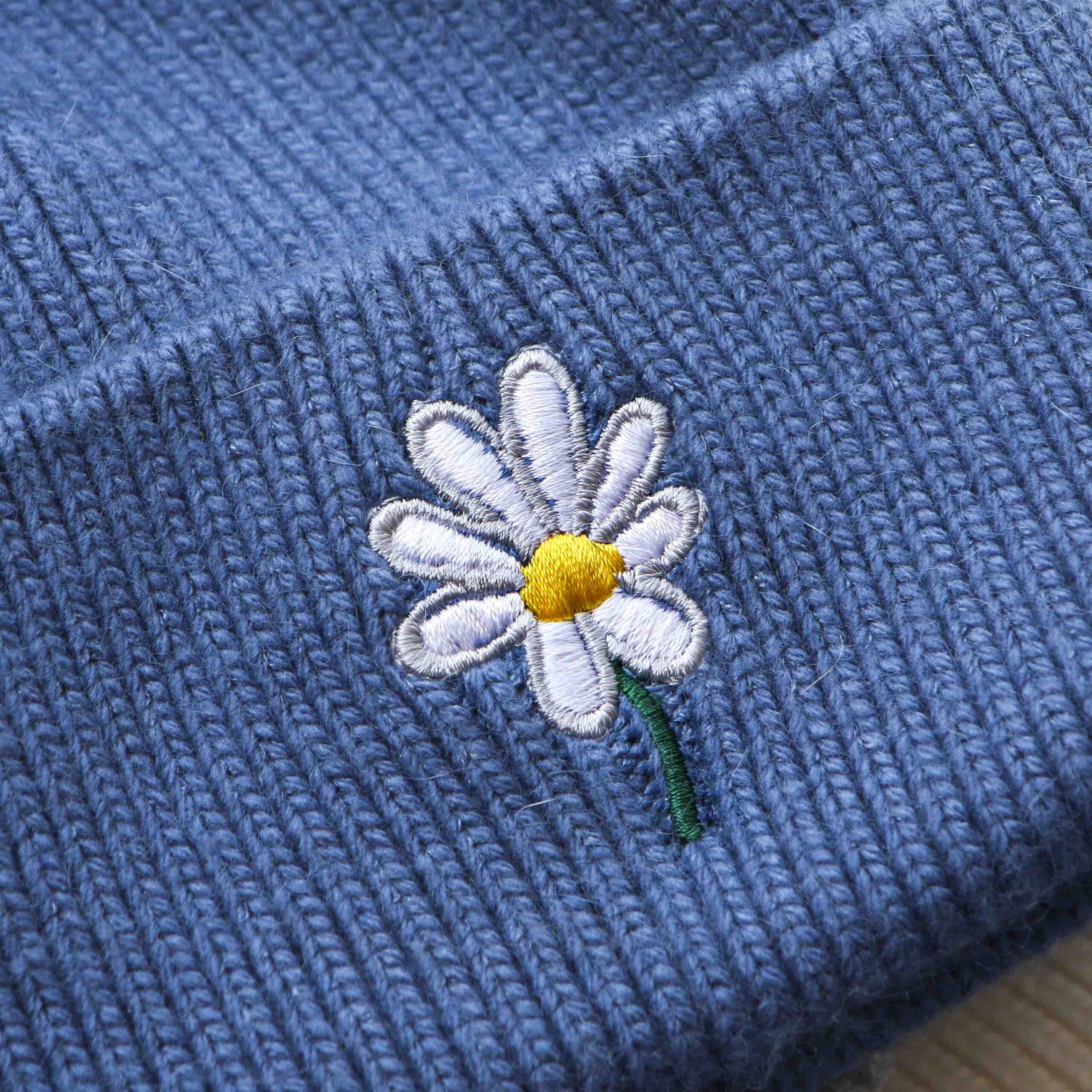 Birth flower cashmere wool daisy hat