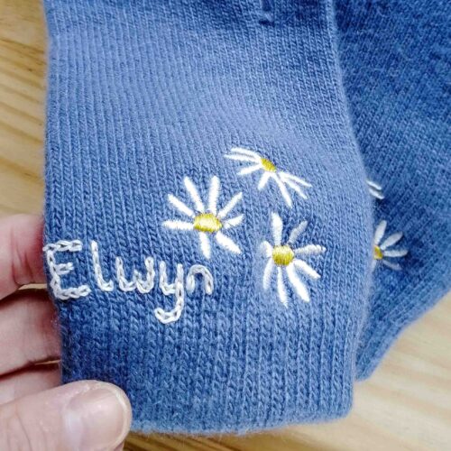 Cashmere daisy gloves personalised embroidery